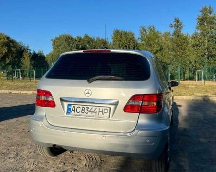 Серый Мерседес Б-класс, объемом двигателя 1.7 л и пробегом 206 тыс. км за 6300 $, фото 4 на Automoto.ua