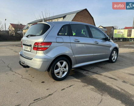 Серый Мерседес Б-класс, объемом двигателя 1.7 л и пробегом 252 тыс. км за 6800 $, фото 2 на Automoto.ua