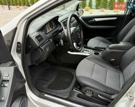 Сірий Мерседес Б-клас, об'ємом двигуна 1.7 л та пробігом 197 тис. км за 6999 $, фото 10 на Automoto.ua