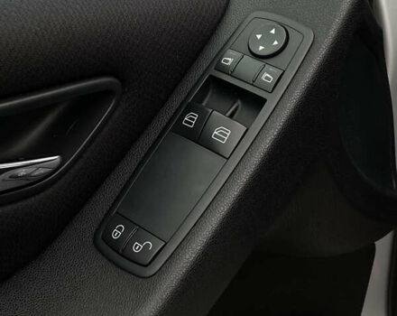 Сірий Мерседес Б-клас, об'ємом двигуна 1.5 л та пробігом 200 тис. км за 6200 $, фото 34 на Automoto.ua