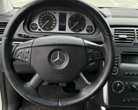 Серый Мерседес Б-класс, объемом двигателя 2 л и пробегом 360 тыс. км за 4950 $, фото 10 на Automoto.ua