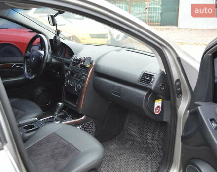 Серый Мерседес Б-класс, объемом двигателя 1.5 л и пробегом 163 тыс. км за 6800 $, фото 15 на Automoto.ua