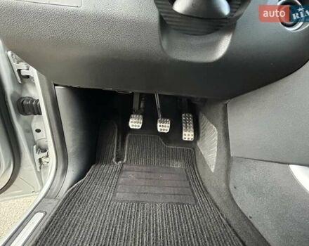 Серый Мерседес Б-класс, объемом двигателя 2.03 л и пробегом 234 тыс. км за 6550 $, фото 76 на Automoto.ua