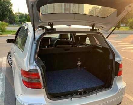 Серый Мерседес Б-класс, объемом двигателя 1.99 л и пробегом 290 тыс. км за 6500 $, фото 3 на Automoto.ua