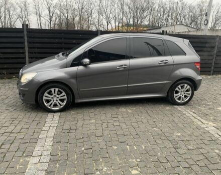 Сірий Мерседес Б-клас, об'ємом двигуна 1.7 л та пробігом 228 тис. км за 6500 $, фото 1 на Automoto.ua