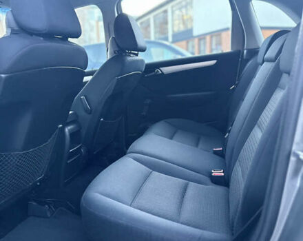 Сірий Мерседес Б-клас, об'ємом двигуна 2.04 л та пробігом 262 тис. км за 6500 $, фото 14 на Automoto.ua