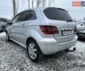 Сірий Мерседес Б-клас, об'ємом двигуна 2 л та пробігом 230 тис. км за 6300 $, фото 4 на Automoto.ua