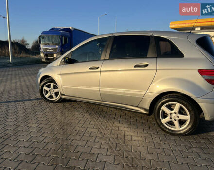 Серый Мерседес Б-класс, объемом двигателя 1.5 л и пробегом 224 тыс. км за 5999 $, фото 4 на Automoto.ua