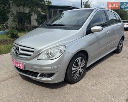 Мерседес Б-класс 2007 в Нововолынск на Automoto.ua Серый Мерседес Б-класс, объемом двигателя 2 л и пробегом 219 тыс. км за 7900 $, фото 1 на Automoto.ua