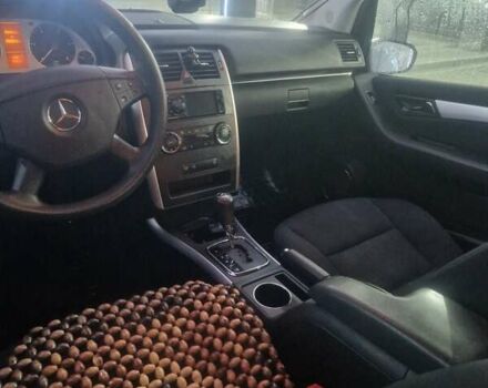 Сірий Мерседес Б-клас, об'ємом двигуна 2.03 л та пробігом 200 тис. км за 5700 $, фото 11 на Automoto.ua