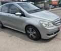 Мерседес Б-класс 2007 в Нововолынск на Automoto.ua Серый Мерседес Б-класс, объемом двигателя 2 л и пробегом 219 тыс. км за 7900 $, фото 6 на Automoto.ua