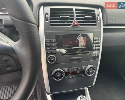 Мерседес Б-класс 2007 в Нововолынск на Automoto.ua Серый Мерседес Б-класс, объемом двигателя 2 л и пробегом 219 тыс. км за 7900 $, фото 18 на Automoto.ua