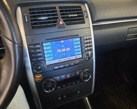 Сірий Мерседес Б-клас, об'ємом двигуна 2 л та пробігом 195 тис. км за 8750 $, фото 4 на Automoto.ua