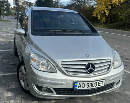 Серый Мерседес Б-класс, объемом двигателя 2 л и пробегом 273 тыс. км за 5500 $, фото 2 на Automoto.ua