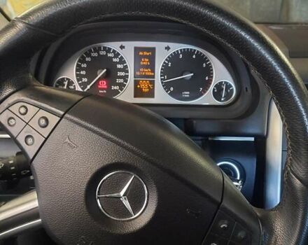 Сірий Мерседес Б-клас, об'ємом двигуна 2 л та пробігом 195 тис. км за 8750 $, фото 3 на Automoto.ua