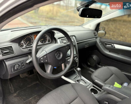 Серый Мерседес Б-класс, объемом двигателя 1.7 л и пробегом 272 тыс. км за 5700 $, фото 7 на Automoto.ua