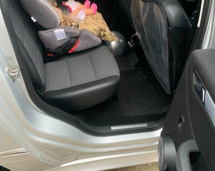 Серый Мерседес Б-класс, объемом двигателя 2 л и пробегом 306 тыс. км за 6200 $, фото 7 на Automoto.ua