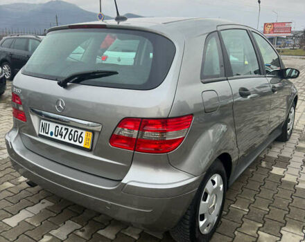 Сірий Мерседес Б-клас, об'ємом двигуна 1.5 л та пробігом 272 тис. км за 6999 $, фото 4 на Automoto.ua