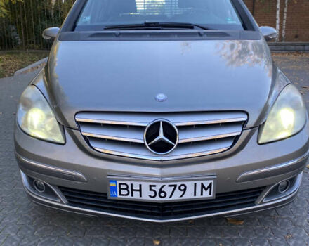 Серый Мерседес Б-класс, объемом двигателя 1.99 л и пробегом 197 тыс. км за 6500 $, фото 1 на Automoto.ua