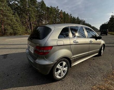 Серый Мерседес Б-класс, объемом двигателя 1.99 л и пробегом 193 тыс. км за 7500 $, фото 10 на Automoto.ua