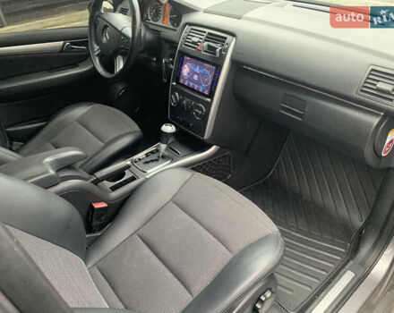 Сірий Мерседес Б-клас, об'ємом двигуна 2.03 л та пробігом 228 тис. км за 6500 $, фото 7 на Automoto.ua