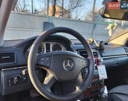 Серый Мерседес Б-класс, объемом двигателя 1.7 л и пробегом 231 тыс. км за 6500 $, фото 16 на Automoto.ua