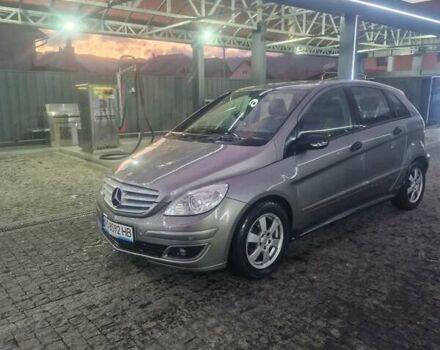 Сірий Мерседес Б-клас, об'ємом двигуна 2.03 л та пробігом 200 тис. км за 5700 $, фото 1 на Automoto.ua