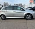 Сірий Мерседес Б-клас, об'ємом двигуна 2 л та пробігом 221 тис. км за 6999 $, фото 2 на Automoto.ua