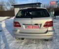Серый Мерседес Б-класс, объемом двигателя 2 л и пробегом 220 тыс. км за 7700 $, фото 4 на Automoto.ua