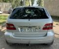 Сірий Мерседес Б-клас, об'ємом двигуна 2 л та пробігом 350 тис. км за 5499 $, фото 12 на Automoto.ua