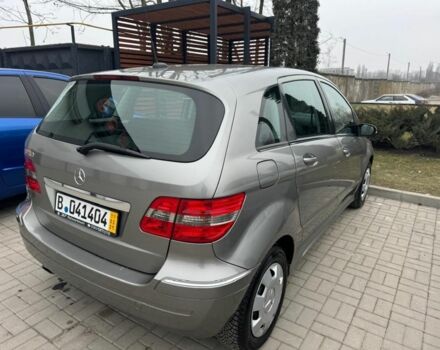 Серый Мерседес Б-класс, объемом двигателя 1.5 л и пробегом 220 тыс. км за 6500 $, фото 3 на Automoto.ua
