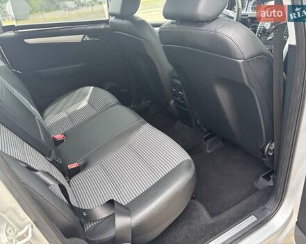 Мерседес Б-класс 2007 в Нововолынск на Automoto.ua Серый Мерседес Б-класс, объемом двигателя 2 л и пробегом 219 тыс. км за 7900 $, фото 9 на Automoto.ua