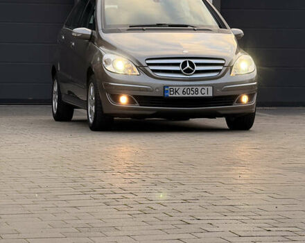 Серый Мерседес Б-класс, объемом двигателя 1.99 л и пробегом 288 тыс. км за 7000 $, фото 34 на Automoto.ua