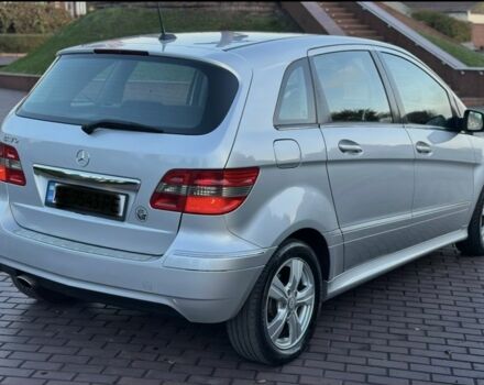 Серый Мерседес Б-класс, объемом двигателя 1.7 л и пробегом 237 тыс. км за 6700 $, фото 4 на Automoto.ua