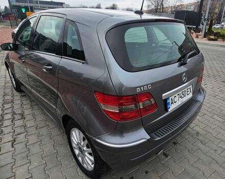 Сірий Мерседес Б-клас, об'ємом двигуна 2 л та пробігом 259 тис. км за 6650 $, фото 4 на Automoto.ua
