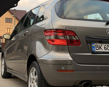 Серый Мерседес Б-класс, объемом двигателя 1.99 л и пробегом 288 тыс. км за 7000 $, фото 40 на Automoto.ua