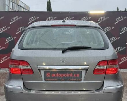 Серый Мерседес Б-класс, объемом двигателя 2 л и пробегом 211 тыс. км за 8500 $, фото 9 на Automoto.ua