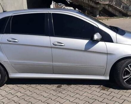 Сірий Мерседес Б-клас, об'ємом двигуна 1.99 л та пробігом 208 тис. км за 7600 $, фото 4 на Automoto.ua