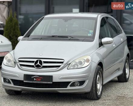 Сірий Мерседес Б-клас, об'ємом двигуна 2 л та пробігом 253 тис. км за 6900 $, фото 2 на Automoto.ua