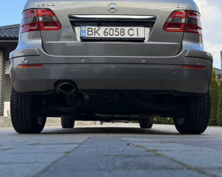 Серый Мерседес Б-класс, объемом двигателя 1.99 л и пробегом 288 тыс. км за 7000 $, фото 6 на Automoto.ua