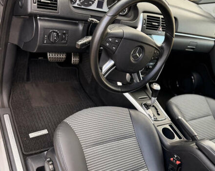 Серый Мерседес Б-класс, объемом двигателя 1.99 л и пробегом 288 тыс. км за 7000 $, фото 58 на Automoto.ua