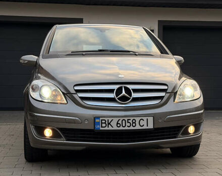 Серый Мерседес Б-класс, объемом двигателя 1.99 л и пробегом 288 тыс. км за 7000 $, фото 36 на Automoto.ua