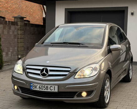 Серый Мерседес Б-класс, объемом двигателя 1.99 л и пробегом 288 тыс. км за 7000 $, фото 35 на Automoto.ua