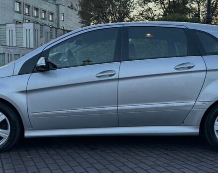 Серый Мерседес Б-класс, объемом двигателя 1.7 л и пробегом 237 тыс. км за 6700 $, фото 7 на Automoto.ua