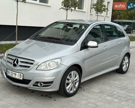 Серый Мерседес Б-класс, объемом двигателя 1.7 л и пробегом 172 тыс. км за 7999 $, фото 6 на Automoto.ua
