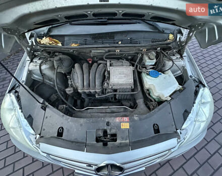 Серый Мерседес Б-класс, объемом двигателя 1.7 л и пробегом 237 тыс. км за 6999 $, фото 36 на Automoto.ua