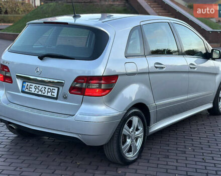 Серый Мерседес Б-класс, объемом двигателя 1.7 л и пробегом 237 тыс. км за 6999 $, фото 11 на Automoto.ua