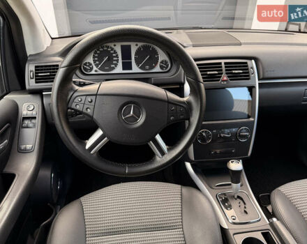 Серый Мерседес Б-класс, объемом двигателя 1.99 л и пробегом 288 тыс. км за 7000 $, фото 66 на Automoto.ua