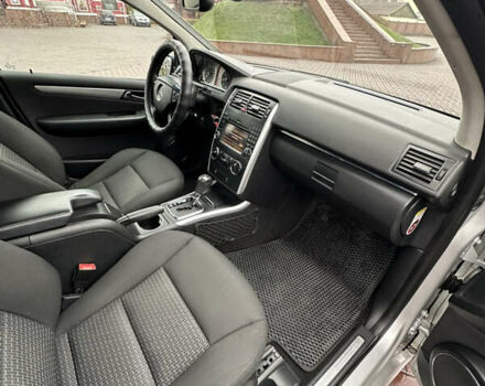 Серый Мерседес Б-класс, объемом двигателя 1.7 л и пробегом 237 тыс. км за 6600 $, фото 21 на Automoto.ua