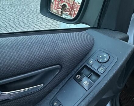 Серый Мерседес Б-класс, объемом двигателя 1.7 л и пробегом 237 тыс. км за 6700 $, фото 19 на Automoto.ua